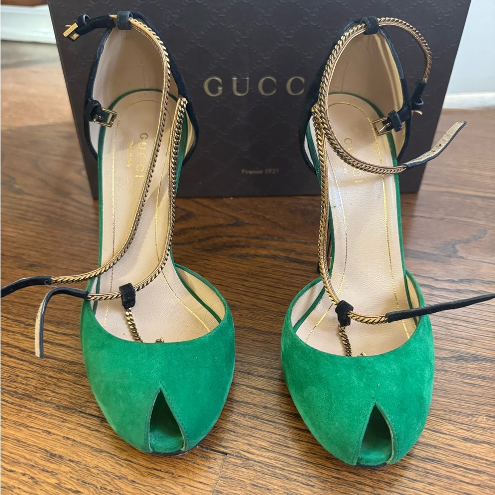 Gucci Green and Black Peep-Toe Heels